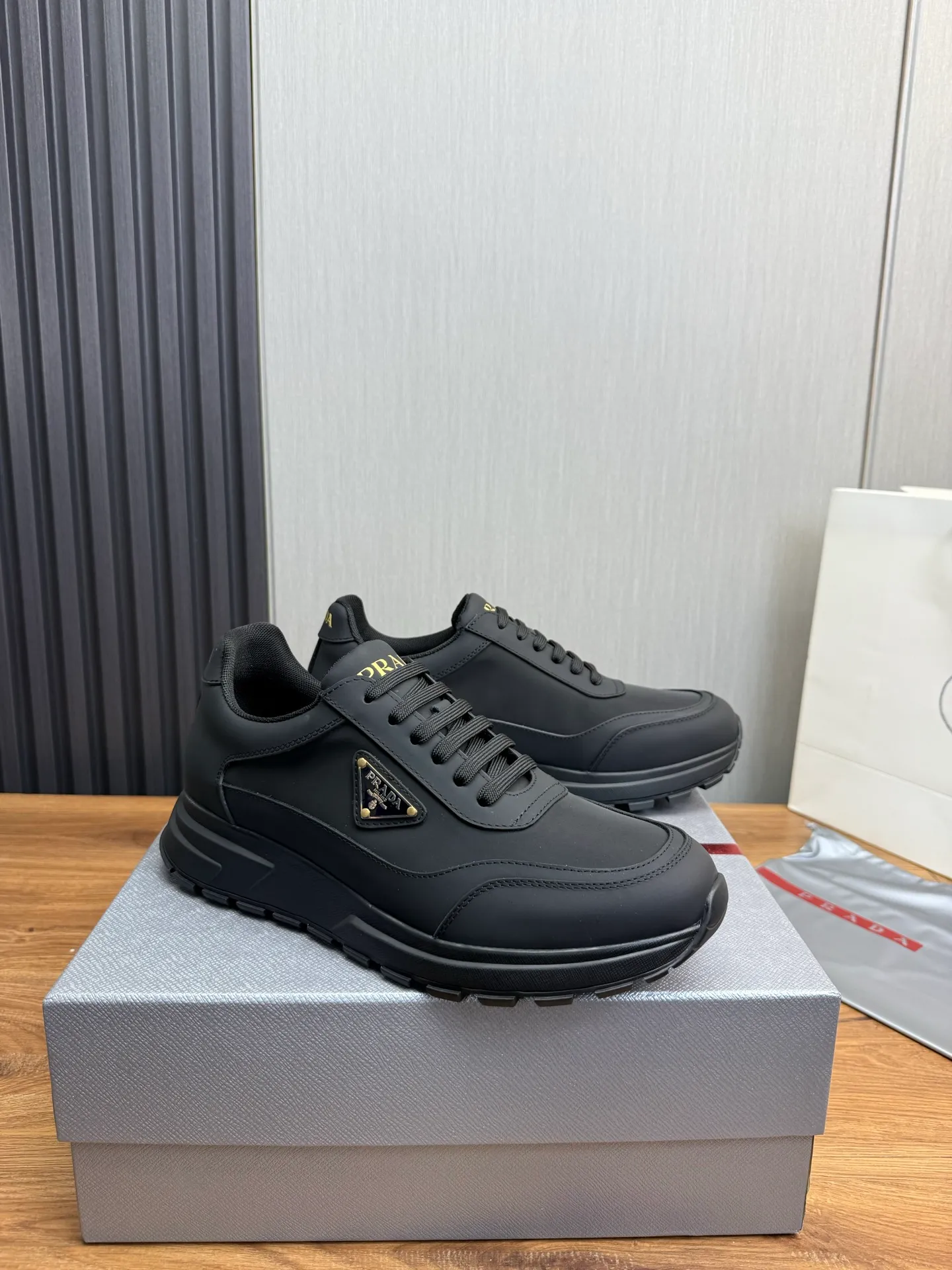 Men's shoes 💰580💰 [PRADA] Popular men's shoes shipped 👏Official website synchronization ⬆️Original cowhide fabric + cowhide lining, 1⃣️:1⃣️reproduction, original sole, 38-45 (45. Customized, non-refundable)